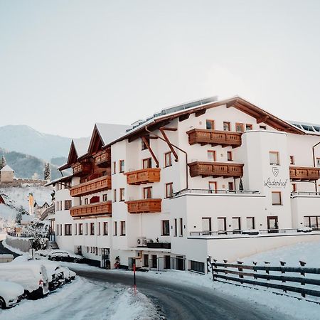 Kinderhotel Laderhof لاديس المظهر الخارجي الصورة