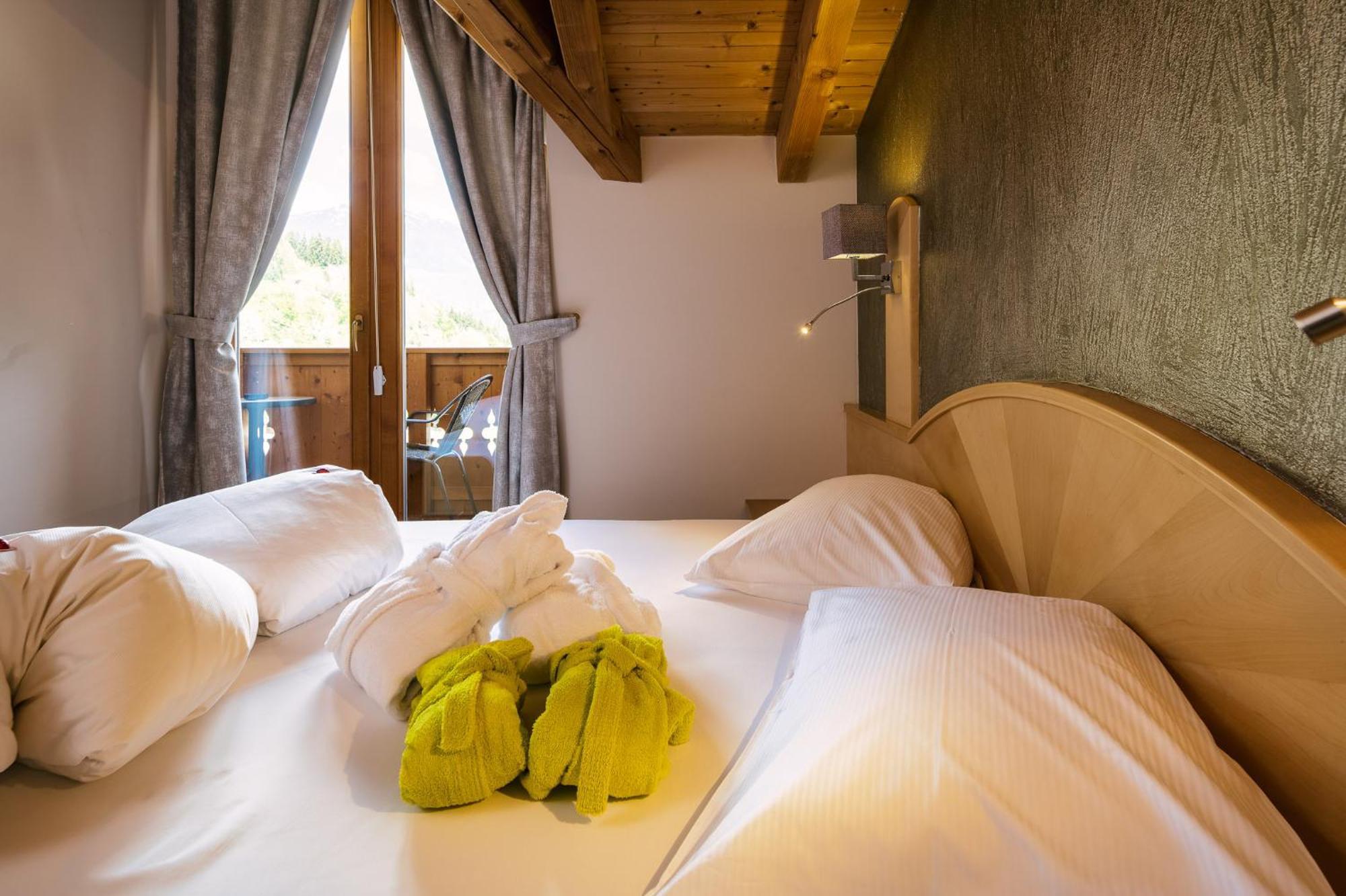 Kinderhotel Laderhof لاديس المظهر الخارجي الصورة