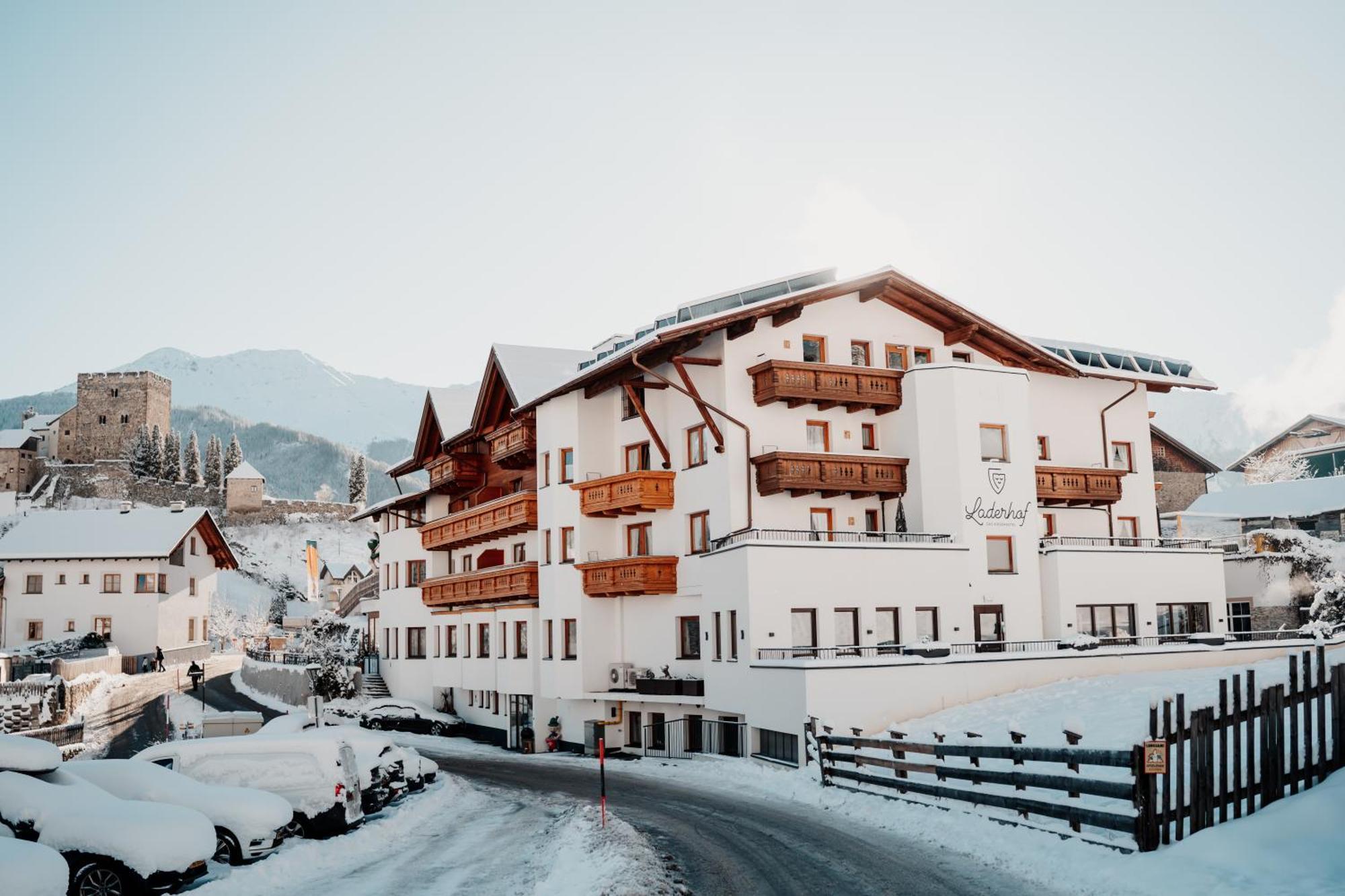 Kinderhotel Laderhof لاديس المظهر الخارجي الصورة