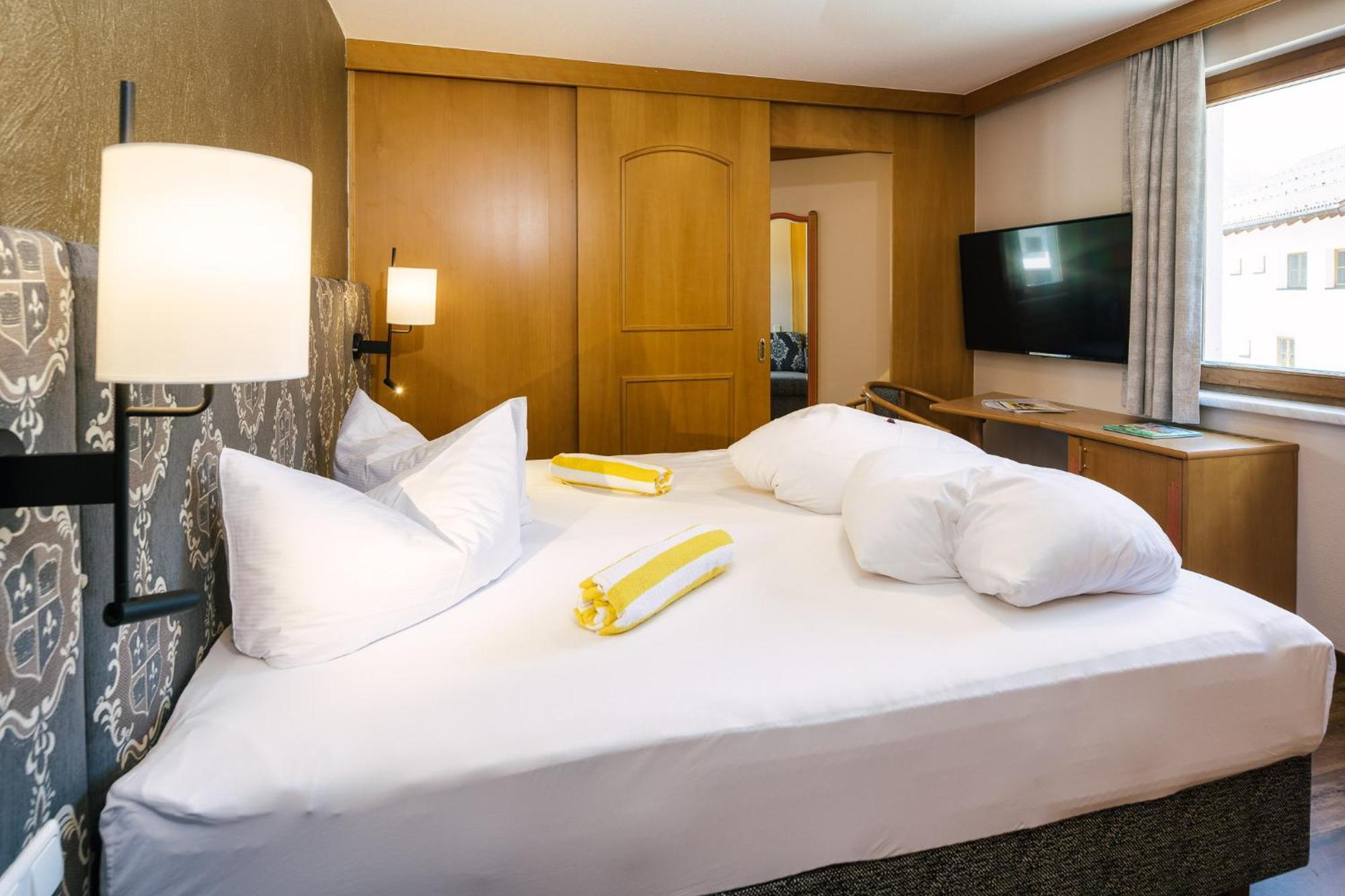 Kinderhotel Laderhof لاديس المظهر الخارجي الصورة