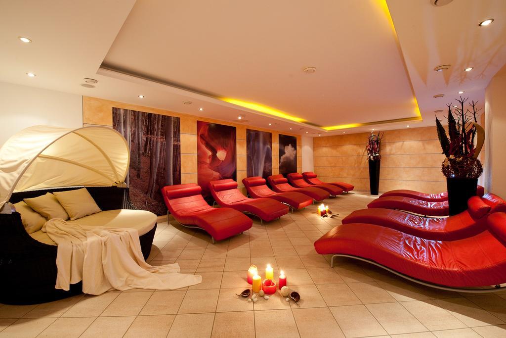 Kinderhotel Laderhof لاديس المظهر الخارجي الصورة